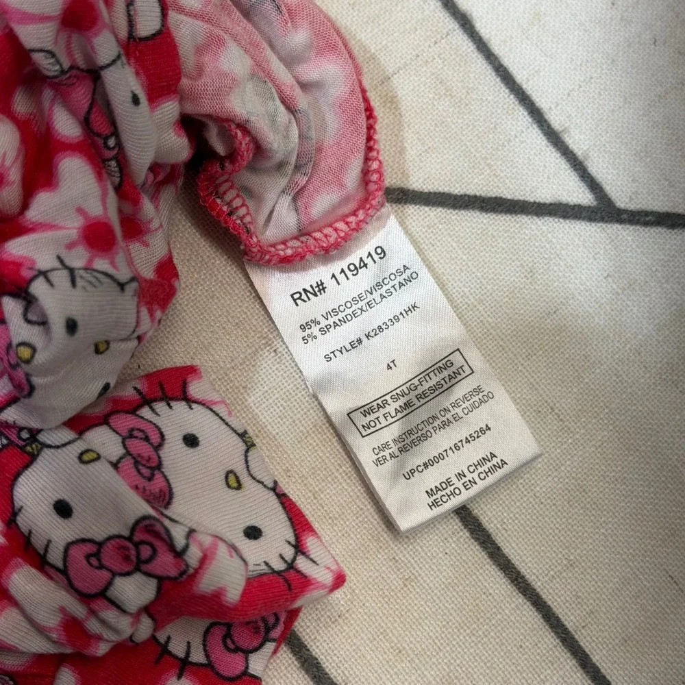 Hello Kitty One Piece Pajamas 4T‎ Red Pink Floral Viscose Snug Fit Sleeper
